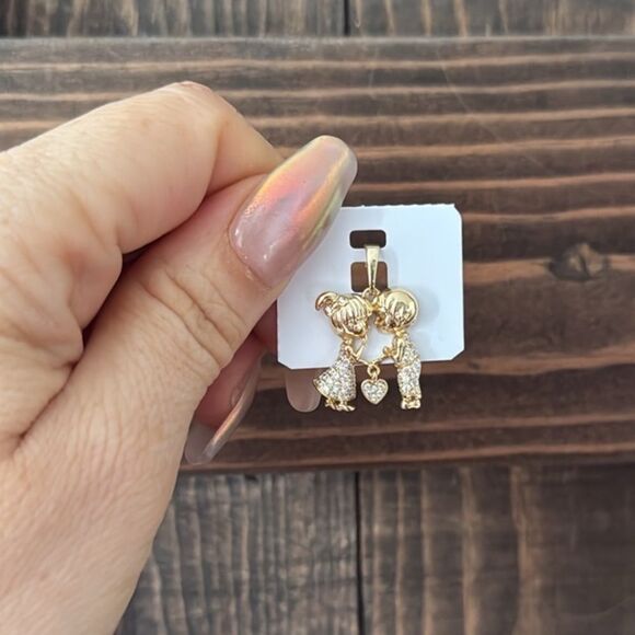 14K Gold Plated and Silver Zirconias Love Couple Pendant with Heart Charm - Picture 3 of 9